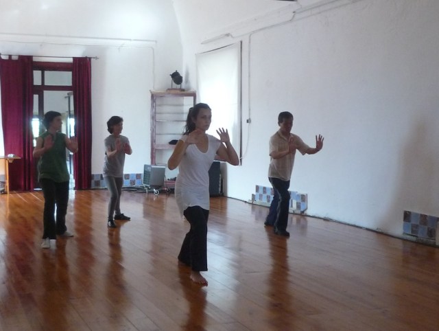 Tai Chi, forma pequena, 18 movimentos Tai Chi, forma pequena, 18 movimentos